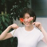 Mio Kudo Instagram - カレンダー発売まであと少しになりましたね…！私もまだ現物見れていないのでどうなっているのかワクワク💐 イベントも楽しみだなぁ〜！皆さんに可愛い状態で会いたいのでその日までにビジュアル整えます…（笑） カレンダーは11日、イベントは23日です🤍