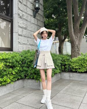 Mio Kudo Instagram - 1枚目つっこみどころ多すぎる
#みおのふく 
#イヤリングかわいいでしょう