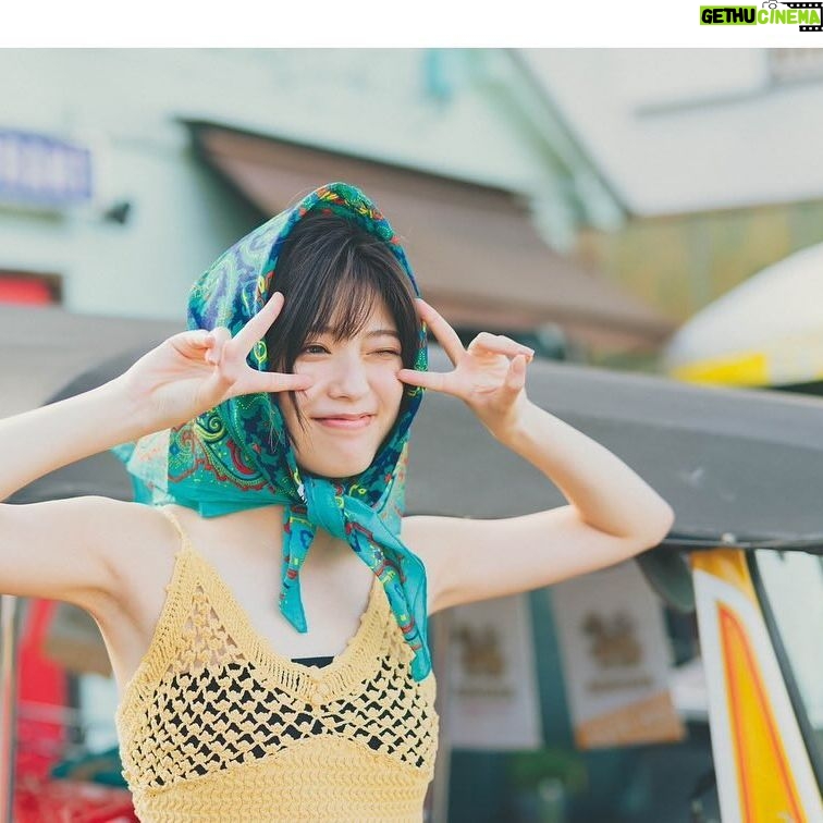 Mio Kudo Instagram - 2024年カレンダーの私いちおしページの公開🩵6月が色合いもとっても鮮やかで好きなんです〜!スタイリストのみくさんの提案で真知子巻きしてみよ〜!ってなったのがすごくハマってお気に入りになりました!!!