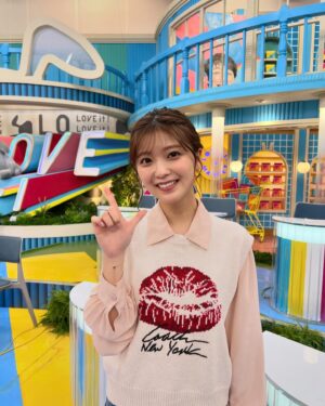 Mio Kudo Instagram - #ラヴィット！
ありがとうございました！🐰
大木さんと同盟を組み、念願のヒゲダンスチャレンジ…！成功して良かった〜！！
ロケもとっても楽しすぎましたし、中西さんのおかげで久しぶりのキラメイチェンジも出来ました💎💎ありがとうございます！
ポエム、、芝さんのバカヤロー最高でしたね。（笑）

盛りだくさんで幸せな朝でした♪

💄　@yumikasawanishi 
💄　@emmy.saeki 
👗　@stylistmikuishikawa