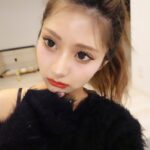Mirai Yokoda Instagram – いつもとメイク変えてみた💕💕肌加工のみ