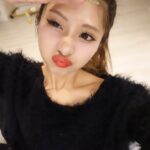 Mirai Yokoda Instagram – いつもとメイク変えてみた💕💕肌加工のみ