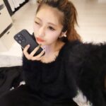 Mirai Yokoda Instagram – いつもとメイク変えてみた💕💕肌加工のみ