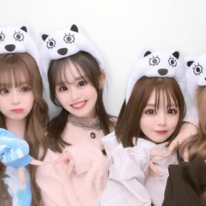 Mirai Yokoda Instagram - 4人で最後の毎日投稿、悲しいし寂しいけど
最後はいつも通り4人らしく笑顔で終われました😭👍

動画上でも、動画見ながら一人でも大号泣した、、（笑）
本当に改めて心の底から皆んなのことが大好き！！！
これからも1番のファンとしてMelTVを応援し続けます！！！
みんな、最後まで見届けてくれて本当にありがとうございました！！😊👍