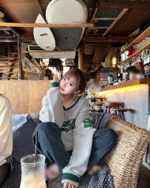Mirai Yokoda Instagram - 前髪ありお団子久々じゃない？🖤