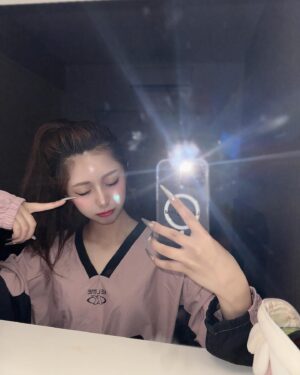 Mirai Yokoda Instagram - 3枚目アロしゃん登場してます