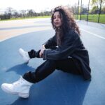Miranda Rae Mayo Instagram - #aspirationalad 🖤 @uggs⁣ Love this crew⁣ 📸 @alexhazelstudios ⁣ 🪡@salsogroovy ⁣ 💇🏽‍♀️ @mzjada_d ⁣ ✨ @13publicity