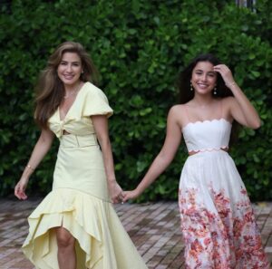 Mirela Mendoza Instagram - Siempre juntas ❤️✨🙏🏻