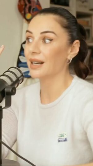 Miren Ibarguren Instagram - Personalmente la maternité me enseñó a ser maja en los trenes porque antes a lo mejor no lo fui tanto. De mejorar LA RED y de otras costumbres hemos hablado en el podcast de la gran @nataliaferviu .