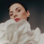Miren Ibarguren Instagram - Dice que le gusta el “gamberreo” y que como madre aspira a “no ser perfecta”. Pero lo que no sabe Miren Ibarguren (@mirenib) es que su vis cómica y esa capacidad para hacernos empatizar con sus personajes no son de este mundo. Celebramos con ella su estilo, su sinceridad y, sobre todo, su sentido del humor. “A partir de los 40 pasamos de lo que opinen los demás. Y creo que ese es el mayor regalo que te hace la vida”, afirma. Descubre la entrevista completa en el número de InStyle de marzo. ¡Ya en tu quiosco! Por @chus.salido Fotografía @alvarogracia Realización @francescarinciari Maquillaje y peluquería @ricardocalerov Asistentes de realización @pilucavalverde y @candelagalcocer_ Asistentes de fotografía Gabo Boza y @cecilia_armand_ugon #instyle #instylemarzo #mirenibarguren