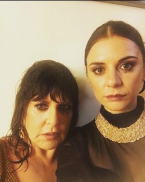 Miren Ibarguren Instagram - ¡Feliz cumpleaños @lolesleona ! Te quiero todos los días. 🥂