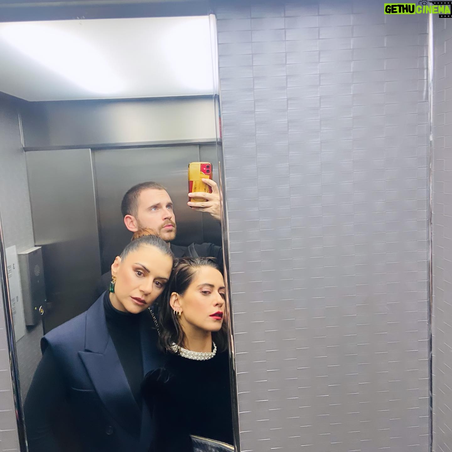 Miren Ibarguren - 15K Likes - El finde en @festivalmeria con mi @jcarlosmauri . Y con @marialeonbarrios . Y con @raul_cimas . Ojalá todos los findes fueran así. ❤️