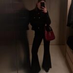 Miriam Giovanelli Instagram – Últimamente 

1. Mesa para dos.
2. “La invención del sonido” de Chuck Palahniuk.
3. Cuando el invierno es invernal.
4. Un artista cuya obra se desvanece con el último bocado.
5. Por las vías de la imaginación.
6. Bajo el té kukicha se revela la magdalena que devoré.
7. El día que descubrí el spinnig, boxeo y barré.