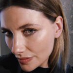 Miriam Giovanelli Instagram - 🖤 MU&H @carmendejuan x @diorbeauty