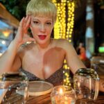 Miriam Lanzoni Instagram - Nada ni nadie tiene la tecla de apagar tu brillo y tu alegría 💫