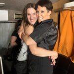 Miriam Lanzoni Instagram - Un 19 de enero, 30 años atrás, llegaba a este mundo la confirmación que todo iba a estar bien. Mi hermana Magali, con una sonrisa especial para mi, me anticipaba lo mágico que iba a ser tenerla como hermana. Gracias x existir Magui. Desde el día que supe que venías, el caos se transformó en felicidad. Gracias mi eterna bebita x la persona que sos, la mujer que llevas adelante, x tu bondad, tus valores, porque sos la mejor madre que he visto, la hermana soñada, por tu honestidad, por tu desprejuicio, por jamás dejarme subir mis pies a tu sillón, x no hacerme nunca la pasta frola que te pedi, por todo…. Pero especialmente por dejarme diseñar tu vestido de novia .. Pd: para mi vas a ser mi hermanita siempre. Te amo desmesuradamente Feliz cumple mi bb Etiqueta: mi hermana odia las redes sociales, y no usa( es la uno de verdad)