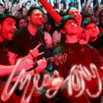 Miriam Rodríguez Instagram – GIJÓN❤️‍🩹🥹 en 50 segundos se resume lo que está siendo para mí este tour. Hacía mucho, pero mucho tiempo que no me emocionaba tanto encima de un escenario. Conectar, disfrutar y ser feliz a partes iguales. Gracias por todo lo que tengo, gracias por estar y por compartir. QUEDAN 3. Zaragoza, Madrid y Sevilla. Ojalá 300 más. Os quiero de aquí a la 🌙 ida y vuelta. El mejor público, el mejor equipo. Por las veces que yo desde el sofá de mi casa soñé con volver a vivir todo esto… seguimos 🚀🧨 GRACIAS 🙏🫂🤧🥺❤️‍🩹 

@arti._.vinyl @carlosmartinbass @goiko_martinez #angelpaz @marcllopis @alex_hijo @nachomartinezvi #lomba @chuspi79 @artistikproducciones @miriamzambrano__ @efren.rg @andreaa_canal 🤍

📹 @andreaa_canal 
🏁🚗🏎️🚀🚐 @okmobility #okmobility
