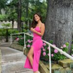 Miriam Saavedra Instagram - Latín barbie 🧞‍♀️Barbie es Peruana , ama comer pasta italiana y brindar con vino Español 🌹