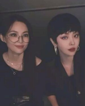 Miryo Instagram - 어느덧 제가 국방FM 라디오 ‘미료의 프리스타일’을 맡은 지 100일이 되었습니다😍 그동안 보여주신 성원에 보답하고자 내일 100일 특집 생방송이 진행되는데요, 특별히 나르샤가 스페셜 게스트로 함께 합니다😊 내일은 국방FM 유튜브 채널에서 보이는 라디오로도 보실 수 있어요! 여러분의 많은 관심과 청취(시청), 참여 바랍니다🤗

매일 오후 3:05 ~ 4:57 pm
#국방fm 96.7MHz(서울/경기권)
국방FM 별사탕 앱으로도 들을 수 있어요!