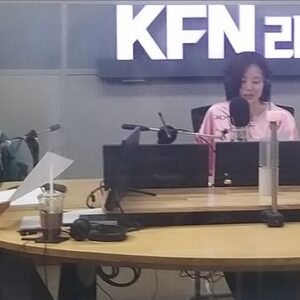 Miryo Instagram - 오늘 다함께 친히 제가 진행하는 라디오 프로그램, KFN 라디오 ‘미료의 프리스타일’에 나와 자리를 빛내준 브아걸 친구들, 제아, 르샤, 가인… 너무 고마워🫶🏻🩷💜🤍🖤! 다들 건강하고, 복 많이 받길 바람!ㅋㅋ

오늘 친구들 나온다고 저도 한껏 설렜었네요😊

오디오 꽉 찬 즐거운 시간이었습니다!!
여러분들께도 즐거운 시간이었길 바랍니다😀
(방송 놓치신 분들은 KFN라디오 채널에 가셔서 라이브 영상 다시 보실 수 있어요~)