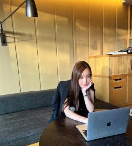 Actress Misa Minami HD Instagram Photos and Wallpapers June 2024