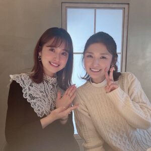 Misa Eto Instagram - ⁡
⁡
数年前から家族ぐるみでのお付き合いをさせて頂いている、石川梨華さん🤍
いつもは家族でお会いすることが多いのですが、この日は初めて2人でランチに行ってきました✨
⁡
お仕事の話しもプライベートの話しも色々とさせていただいたり、同じ男の子ママの先輩でもあるのでいつも相談に乗って下さって本当に感謝です...🙏🏻💖
美味しいお酒に美味しいご飯に 幸せな時間でした！
⁡
#石川梨華 さん
#梨華さんのカード
#たくさん集めていました。照
⁡