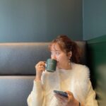 Misa Eto Instagram - ⁡ ⁡😮‍💨☕️🤎 ひさびさのポニーテール🐴 ⁡小物はタグ付けしています