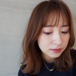 Misa Eto Instagram - ⁡ ⁡ ⁡ 前髪カット💇‍♀️ マジックカーラー32mmで巻いてちょうどいいくらいに。 毛先も32mmで外巻きにして顔周りだけリバース巻き。 オイルを軽くつけて、セルフヘアセットも簡単。 今、前髪は短めで後ろはロングに伸ばし中です✨ ⁡ もう8年以上ずっと私の髪をケアしてくれてる @shingo_kawada さん🫰🏻🤍 ⁡