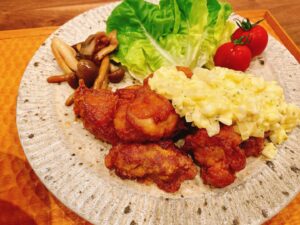 Misako Renbutsu Instagram - 🍽
写真フォルダが、ご飯だらけ 5月編
タルタルソースの玉ねぎが辛かった〜 ぎゃ〜