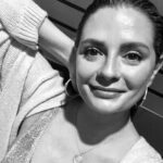 Mischa Barton Instagram - challenge accepted #womensupportingwomen - girls rule! especially my 2 awesome sisters but all the strong ladies out there thanks for nominating me @juleswstylist_ #challengeaccepted