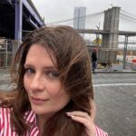 Mischa Barton Instagram - My perfect Spring hair, ready for my next role thank you so much @glorib Sally herschberger salon 💇🏼‍♀️ I love it. What a crazy transformation 🤍 Australia here I come 🇦🇺