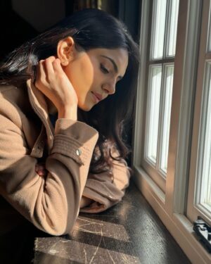 Misha Narang Instagram - ❤️

#instagood #instadaily #sunkissed #vibes #sunlight #nature #love #mishanarang