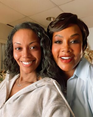 Mishael Morgan Instagram - That’s a wrap on my movie mama! And a Y&R alumni too!!! Gold start to the first person who remembers vivica’s character on Y&R. @msvfox #swornjustice #YR #workinghardandhardlyworking #makingmovie #havingfun😄 @youngandrestlesscbs