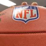 Missy Peregrym Instagram – This Sunday, we’re airing after the AFC Championship. Then another new episode on Tuesday. WHAAAAATAAAAHHHHH
This never happens.