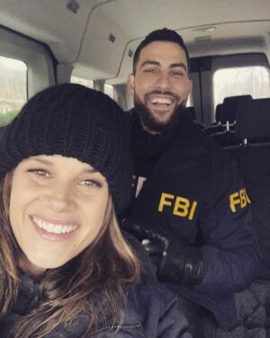 Missy Peregrym Instagram - Happy 30th Z!!! We’ve had a million laughs and you’ve had an incredible ride so far. The best part, is it just gets better. I’m excited for what the next decade holds for you. Just let me know when you want to start knitting, doing puzzles and getting to bed by 8:30pm. Cheers!