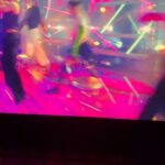 Mitsou Gélinas Instagram – Ah ben! Ah ben! @lennikim qui refait Dis moi Dis Moi à @emissionzenith 🤍🤍🤍 On se serait tous pitchés sur la scène avec cet artiste nous aussi, @cloutierv !