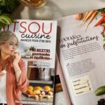Mitsou Gélinas Instagram - Souffrez-vous d’allergies alimentaires ou d’intolérances? Sinon quelqu’un dans la famille? C’est mon cas (hello fructose!) C’est pourquoi j’ai insisté pour que le magazine #Mitsoucuisine offre tout plein de substitutions. On indique le 🥖 les 🌰les 🪺 et les🥛 dans les recettes, et on vous a préparé un beau tableau pour vous donner des solutions de rechange. C’est un premier numéro que vous voudrez garder longtemps! Ici, ma reproduction rapide ce matin de notre tortilla (au maïs pour moi) halloumi, mangue et lime. Le choux et la sauce fort la paire pour donner le croquant et le ‘juteux’. Merci à @suzzmck qui nous a suggéré cette recette bien personnelle, qui se retrouve aujourd’hui imprimée par @praticopratiques