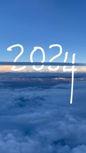 Miu Tomita Instagram - あけまして2024🐉
本年も宜しくお願い致します。年女ダ！