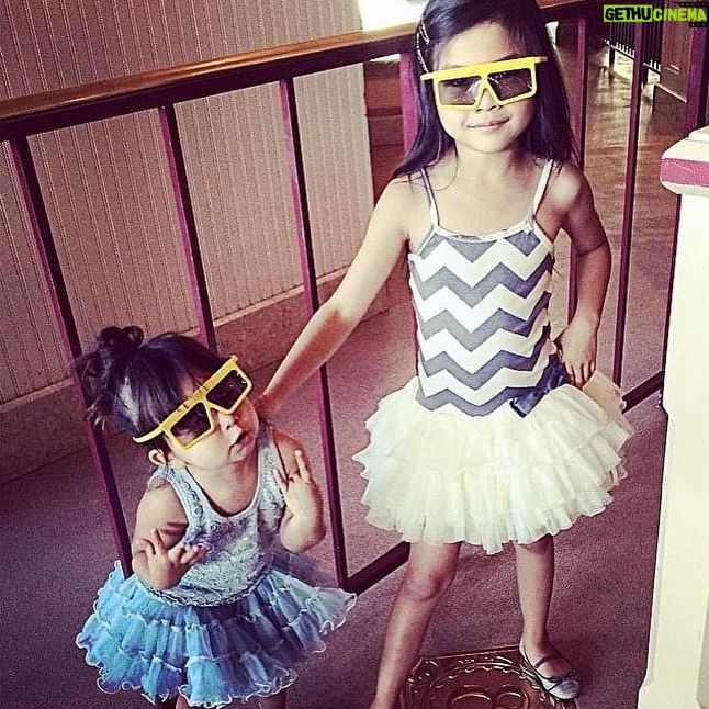 Miya Cech Instagram - disney day with my gwynny 👧🏻
