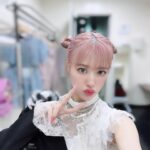 Miyabi Natsuyaki Instagram - I today🐼❤️ 写真いっぱい撮ったから のせちゃお🍒 こちらでも ライブの感想まってる🎀💕 今のマツエクよく見ると さりげなくピンク入ってて かわいいの🩷 @kokeshi0927 こけちゃんてんきゅ🩷 髪色ピンクが好評みたいで うれしい🍒💕 @maria_bigami ﾏﾘｱﾅてんきゅ🩵