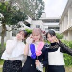 Miyabi Natsuyaki Instagram - 🩵🎀🌈 備前まつりに来てくれた みなさんありがとうございました🌼 みなさんの優しい笑顔と声援が とてもうれしかったです✨✨ 学校って青春って感じでいいよねぇ〜 体育館もそうだけど廊下とか 教室の扉開ける時とかもう全て この感じ懐ぅぅぅぅ〜🥹💕 ってなった♡ 会場はアットホームな空間で すごく好きだったなっ♡☺️ たくさん話しかけてくださったり お子さまたちも楽しんでくれていて うれしかったです💕💕 ライブが終わったあと 近くに来てくれてね お姉さん達すごかったぁ〜👧🏻って💓 可愛すぎ🥹 今日会えたみなさんに またお会いできたらうれしいです💕 ﾋﾞﾀｽｲの2人とも久々の同じステージで すごく楽しかった🫶🏻 また一緒にライブしよ〜💖