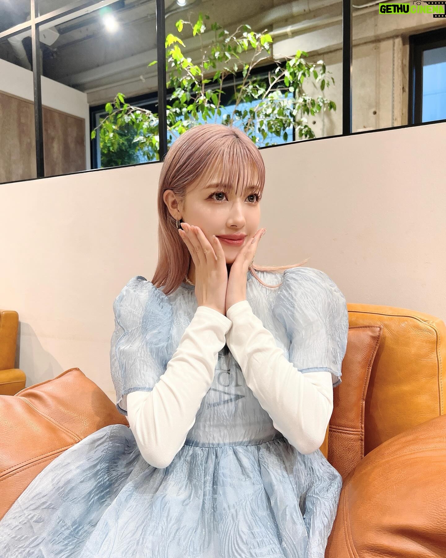 Miyabi Natsuyaki Instagram - ✨🤍✨🤍✨🤍✨ ネイル新しくしました꒰ ՞•ﻌ•՞ ꒱🎀 今回のネイルもめちゃくちゃ かわいくしてもらえて幸💕💕 @nail69aya san✩⡱ Thank you so much. 😘 🌼plans for tomorrow🌼 備前焼フェア(春)~春の備前焼まつり~ に出演させて頂きます♡ 後半にはBitter & Sweetの2人とも コラボするのでお楽しみにっ💖 【場所】 備前市立伊部小学校体育館 (岡山県備前市伊部1415-2) 【日時】 4月28日(日) <ステージ出演時間> 14時15分~15時00分 みんなに会えるの 楽しみにしてますっ💓