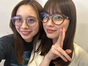 Mizuki Kayashima Instagram - ⁡
最近撮影でもお休みの日でもずっとあってるりりちゃん
⁡
きっと誰よりも会ってます。
⁡
一緒にいると居心地が良くて本当に大好きなお方。
⁡
少し前に一緒に買い物に行ってメガネを買いました。
とっても楽しかったなあ〜🫶