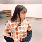 Mizuki Fukumura Instagram - ファミ通さんからいただいたジャムおじさんのパン🥐 ありがとうございます(⚈ ̍̑⚈ ̍̑⚈)♡ と、リハーサルで着たジャムおじさんのパンTシャツ🍞 どっちも美味しそうでしょ～？ #アンパンマンミュージアム行きたい #アンパンマンキッズコレクション #アンパンマン #morningmusume23 #モーニング娘 #morningmusume #モーニング娘23 #譜久村聖