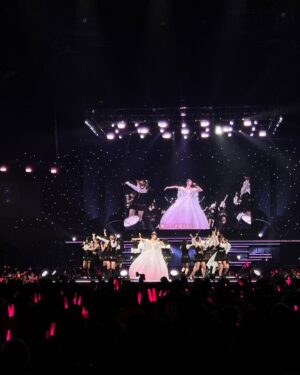 Mizuki Fukumura Instagram - モーニング娘。コンサートツアー秋〜聖域〜 譜久村聖卒業スペシャル！ が終了しました💐

9月から始まったこのコンサート
どの瞬間を切り取っても楽しい思い出ばかりで

笑顔の皆さんの顔を
メンバーの顔を思い出します☺️✨

この先もそうやって思い出す度に笑顔になれるんだろうな〜

ソロでお届けした楽曲は、私がどんな時も支えられてきた大好きな楽曲「I WISH」を歌いました♪

モーニング娘。で沢山
笑ったり泣いたりしてきました

どの思いにもちゃんと意味があって
感情とぶつかる度に私たちは成長出来ていました

そして最後まで笑顔で歌いきることが出来たのは"ファンの皆さん"の存在があってからです。

素晴らしすぎる時間をありがとうございました

これからもモーニング娘。を
よろしくお願いいたします！

#morningmusume23 #モーニング娘 #morningmusume #モーニング娘23 #譜久村聖