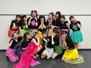 Mizuki Fukumura Instagram - モーニング娘。'23 コンサートツアー秋
「Neverending Shine Show」SPECIAL！

2023.11.28

横浜アリーナのステージに帰ってきました✩✩✩

そんな特別なステージをOGの皆さんと現役とで作ることが出来、最高でした👏

かっこいい先輩方に負けないように現役も頑張りました😎

最後は私が育ってきたライブステージで
モーニング娘。の人生を『HEY！未来』 にのせて届けました🩷⚐ﾞ

皆と歌っている時間が幸せです✨

#morningmusume23 #モーニング娘 #morningmusume #モーニング娘23 #譜久村聖 #HEY未来 #横浜アリーナ