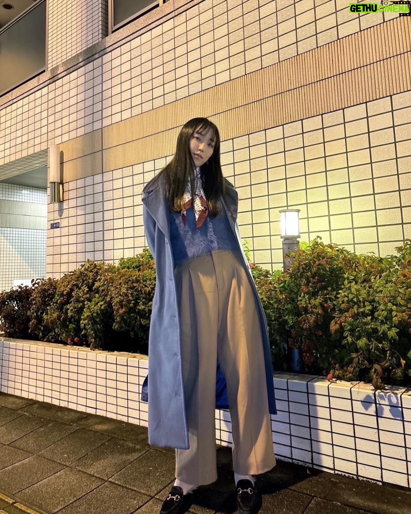 Mizuki Fukumura Instagram - @risako_sugaya さん × @beautyandyouth_official さん コラボアイテム #菅谷梨沙子 さんからプレゼントしていただきました😭✨ ベージュのパンツスタイルの菅谷さんが可愛すぎたので私もこの色に🥨 インスタを拝見させていただきながら可愛さに悶えるのは日常でしたが、インスタライブでお話してる姿を見たらそれはもう可愛くて可愛くて……♡ ありがとうございますという感じです…! 着心地も最高ですし履いてるだけで幸せになれるパンツ!! 私は160cm前半の女で丈感もピッタリ目なXSのサイズにしました。 この冬菅谷さんみたいにニットやシンプルオシャレに着れたらいいな~🤎 #BEAUTYANDYOUTH #コラボパンツ #ビューティーアンドユース #morningmusume23 #モーニング娘 #morningmusume #モーニング娘23 #譜久村聖 #パンツスタイル #冬服 #ベリオタコーデ #しふくむら