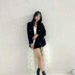 Mizuki Fukumura Instagram - 『12色の12年』の特別番外編が公開されました🩷 譜久村聖卒業記念インタビュー前編 ハロプロの歴史を感じ、後輩から希望を感じながら駆け抜けた2023年の記憶 ずっと楽しみにしていた 後輩グループOCHA NORMAとの共演 中野サンプラザラストステージ 夏まゆみ先生へ。 ハロプロ25周年で感じたこと ヘアメイクは… メイクアップアーティストの #夢月 さんにしていただきました⋈*｡ﾟ ずっとしていただきたかったんだぁ〜 嬉しかったです♡ @dreamoon_hm #nonnoweb #nonno #12色の12年 #特別編 #夢月 さん #morningmusume23 #モーニング娘 #morningmusume #モーニング娘23 #譜久村聖