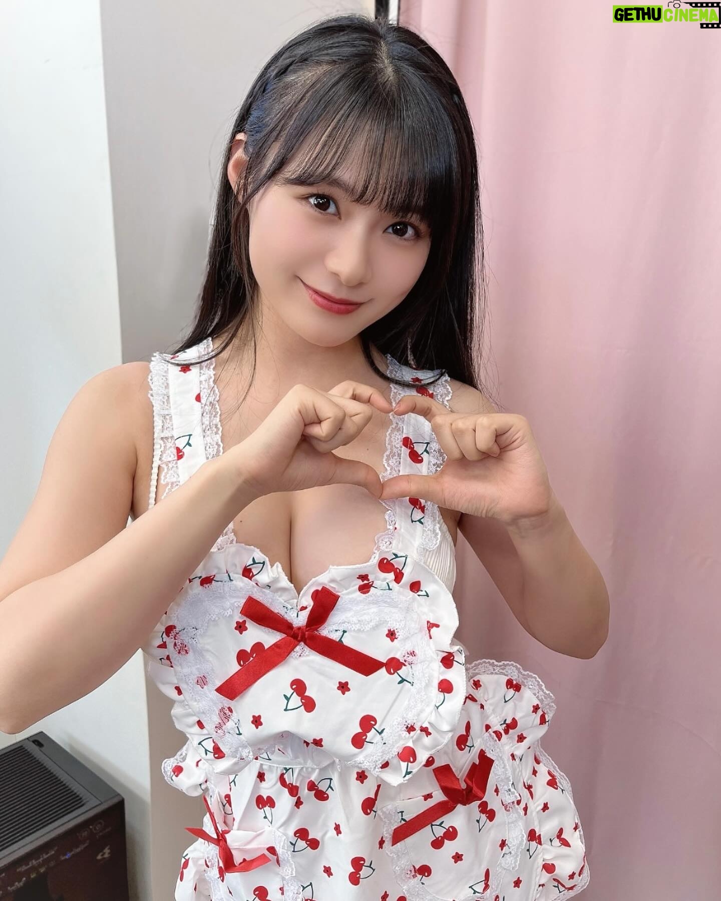 Mizuki Hoshina Instagram - ハッピーバレンタイン🍫 Happy Valentine's day!❤️ #valentainsday