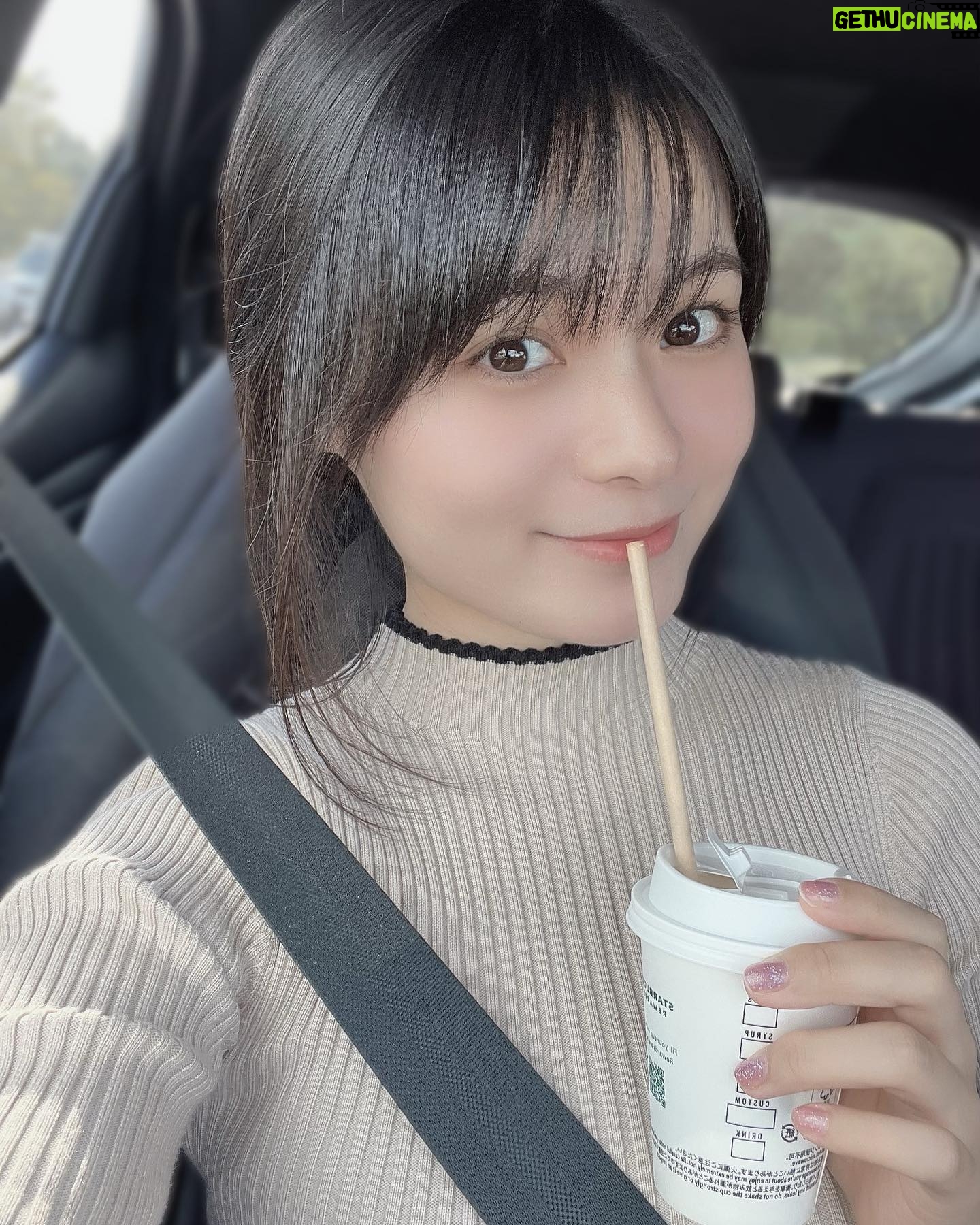 Mizuki Hoshina Instagram - おはようございます☀ ニットの季節!!🧶